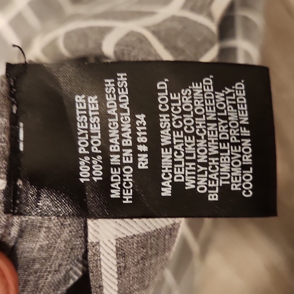 Swiss ALPS button up shirt - Picture 4 of 4